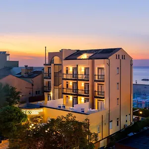 Aparthotel Rex ***